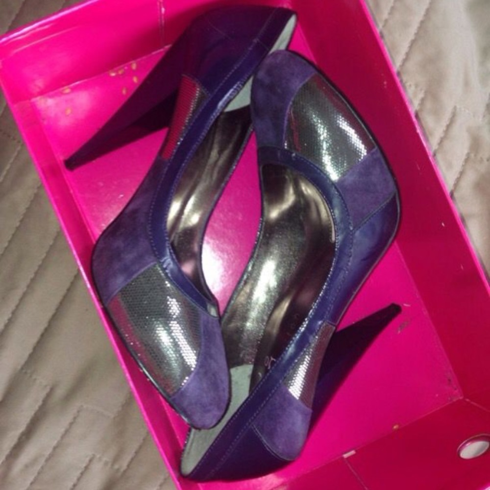 Paris Hilton heels